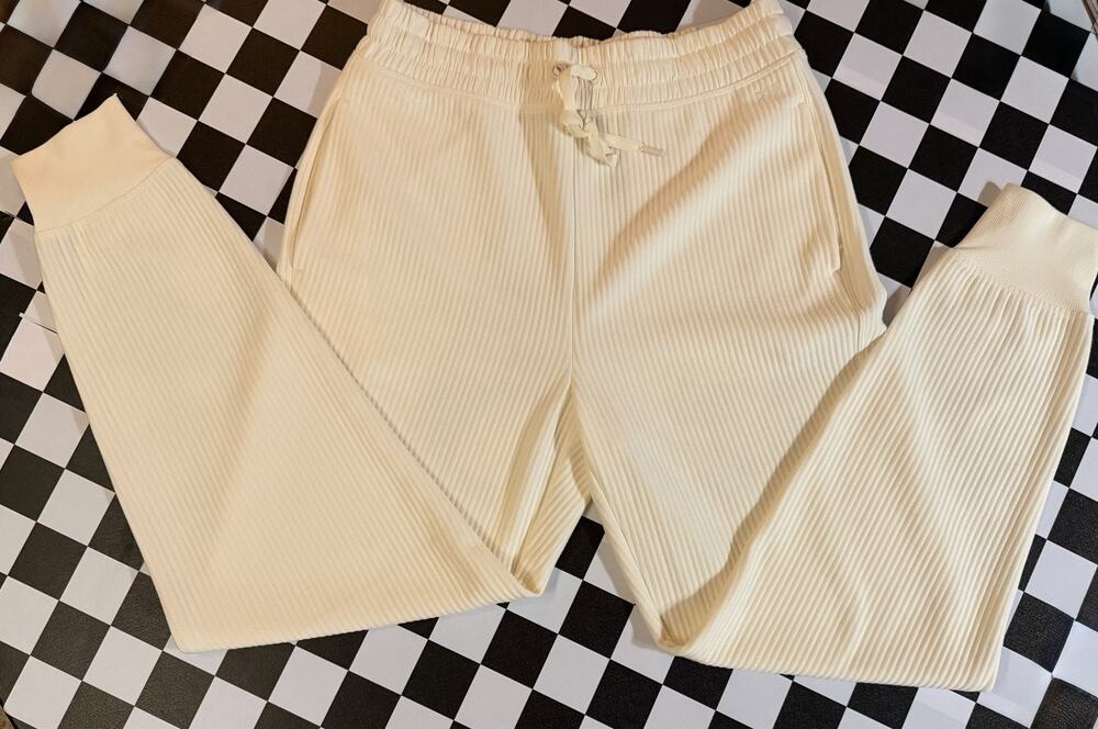 DSG Women's High Rise Jogger Sweatpants Light Cream SMALL
